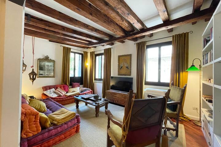 “Misteri d’Oriente 2” CANAL VIEW gallery image 2