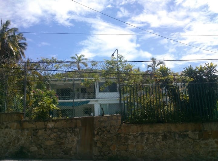 Casa del trébol Houses for Rent in Acapulco de Juárez, Guerrero