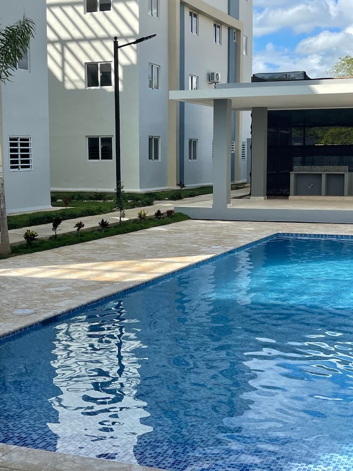 Terrazas Del Este, condominio 3cuartos y piscina Departamentos en