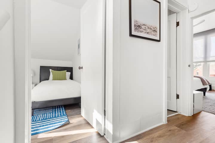 Salón superior: la habitación Twins junto al Maestro es perfecta para familias.