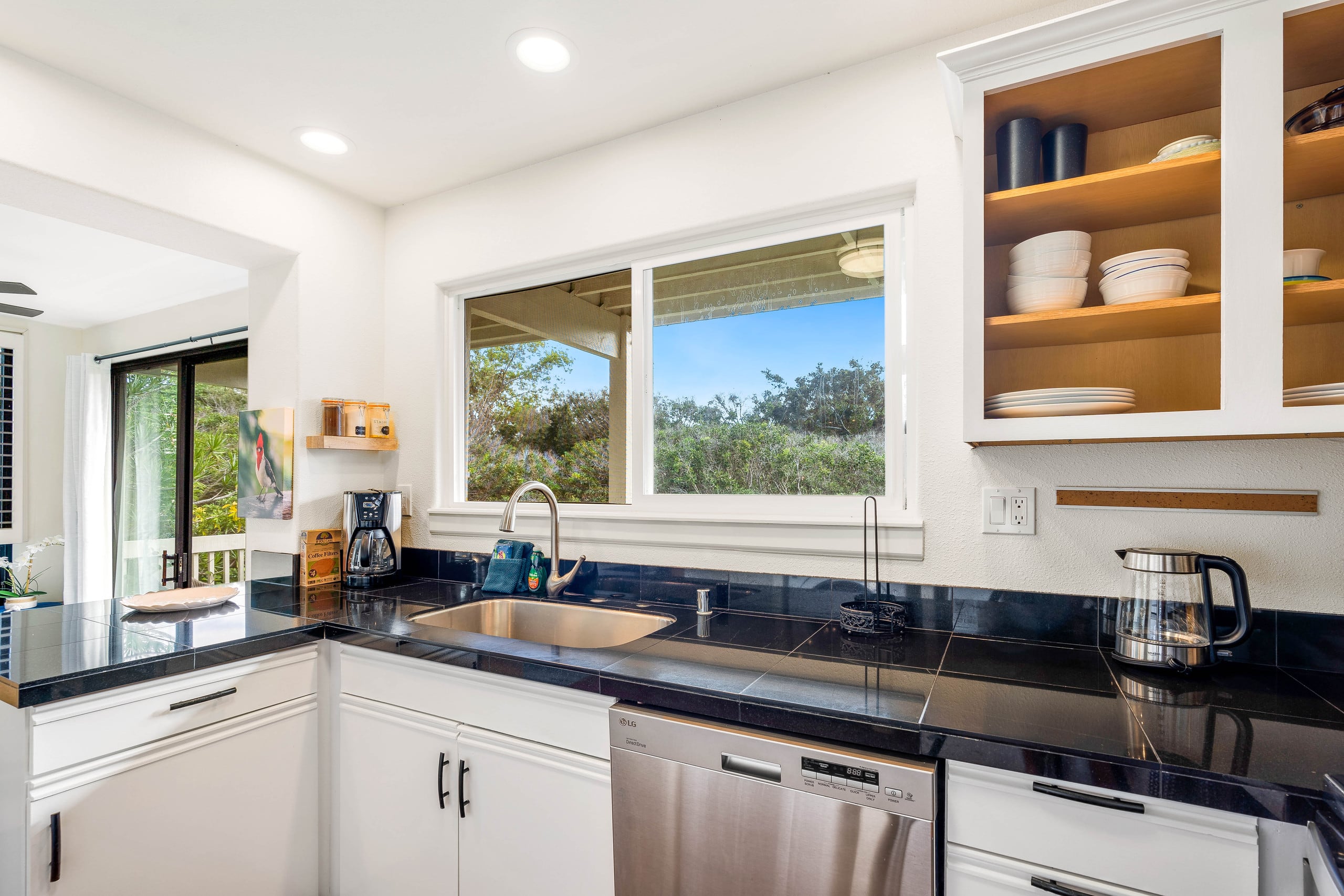 Condo in Princeville · ★4.95 · 1 bedroom · 1 bed · 1 bath - Image 11