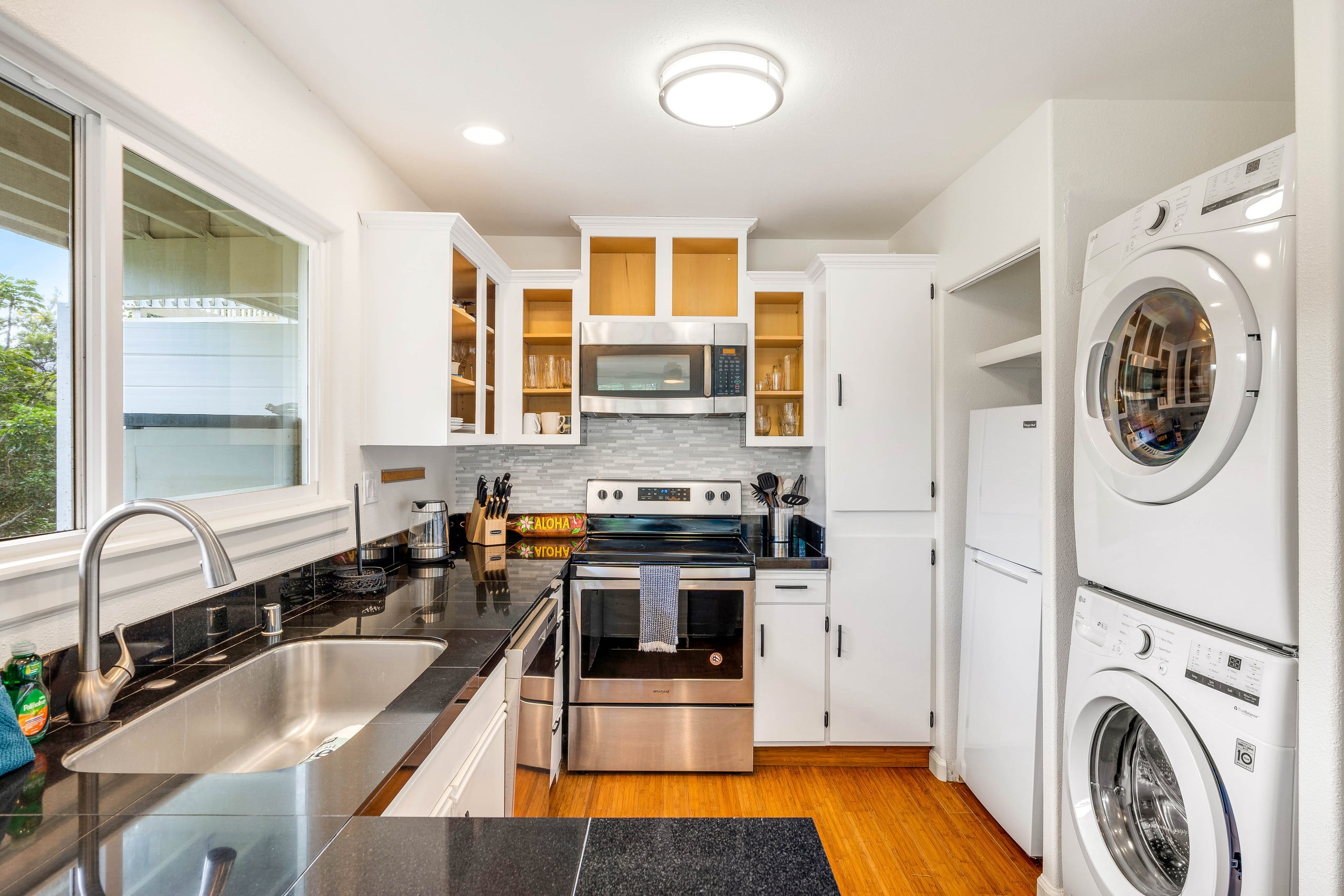 Condo in Princeville · ★4.95 · 1 bedroom · 1 bed · 1 bath - Image 12