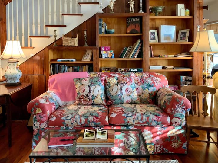 Rustic 2 Bedroom Cottage With Dock - Bluffton, SC
