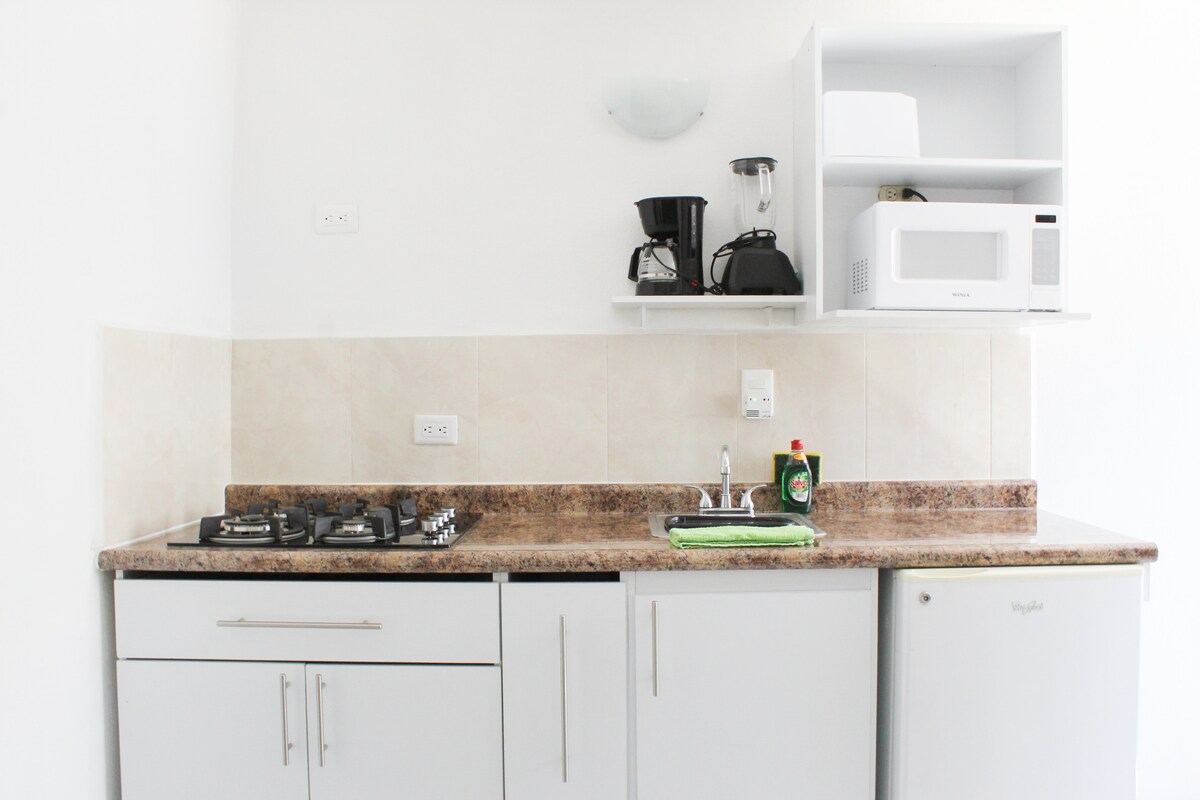 Popular Airbnb listing: Executive Loft North Galleries Wifi/Washing Machine and AC 4 in Saltillo