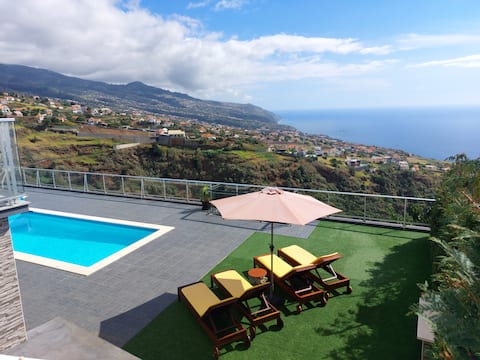 Airbnb em destaque: Prazeres da Vista, Atlantic Ocean view em Prazeres