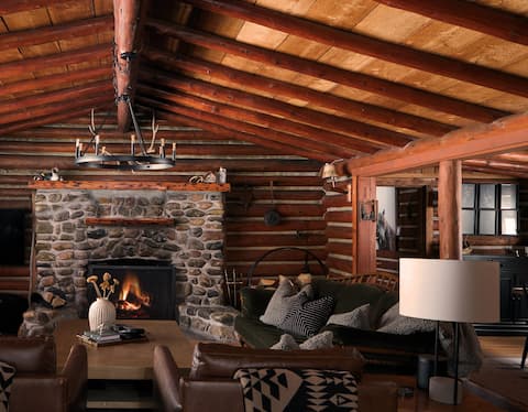 Top performing Airbnb: Luxury Lodge+Private Fishing+Hot Tub in Grand Lake