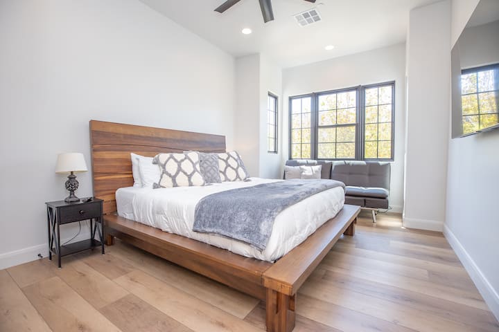 საძინებელი 3