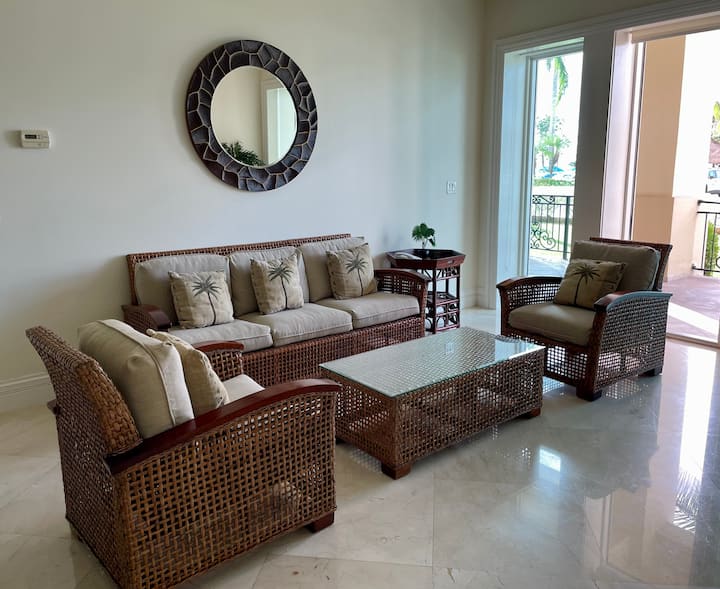 Beach Front Condo With Beautiful View! - Cozumel