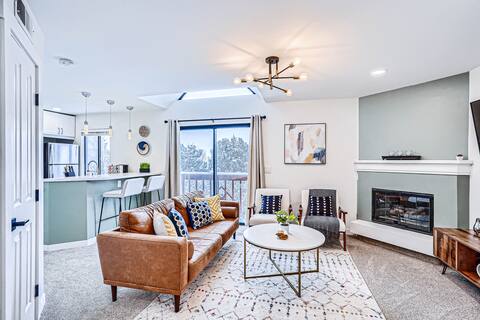 Bright & Modern 1bd1ba✰Heart of DTC✰Fireplace Pool