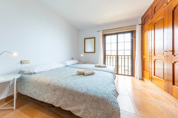 Segundo dormitorio, camas individuales.