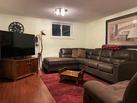 New Cozy Spacious basement apartment