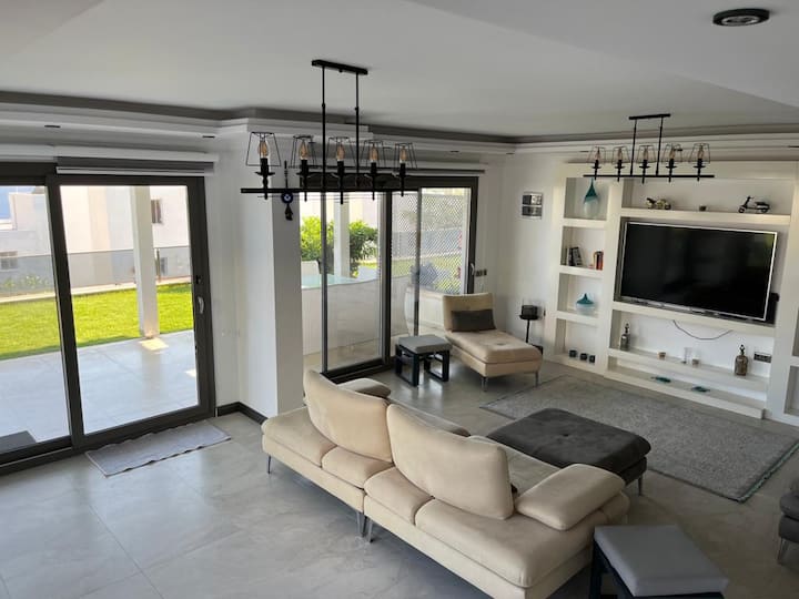 Bodrum Villa-3 Bedrooms, Sea View And Private Pool - Akyarlar