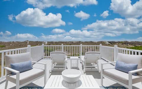 Renovated Beachfront Home