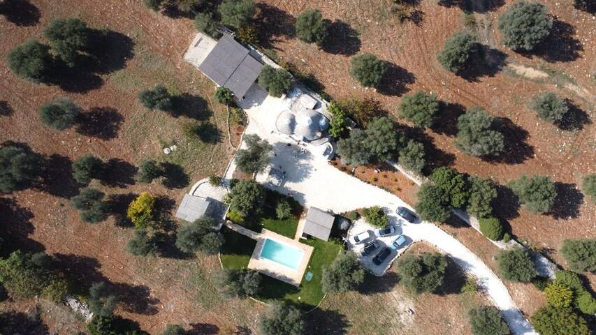 Trullo PugliaLove – Incantevole dimora con piscina gallery image 5