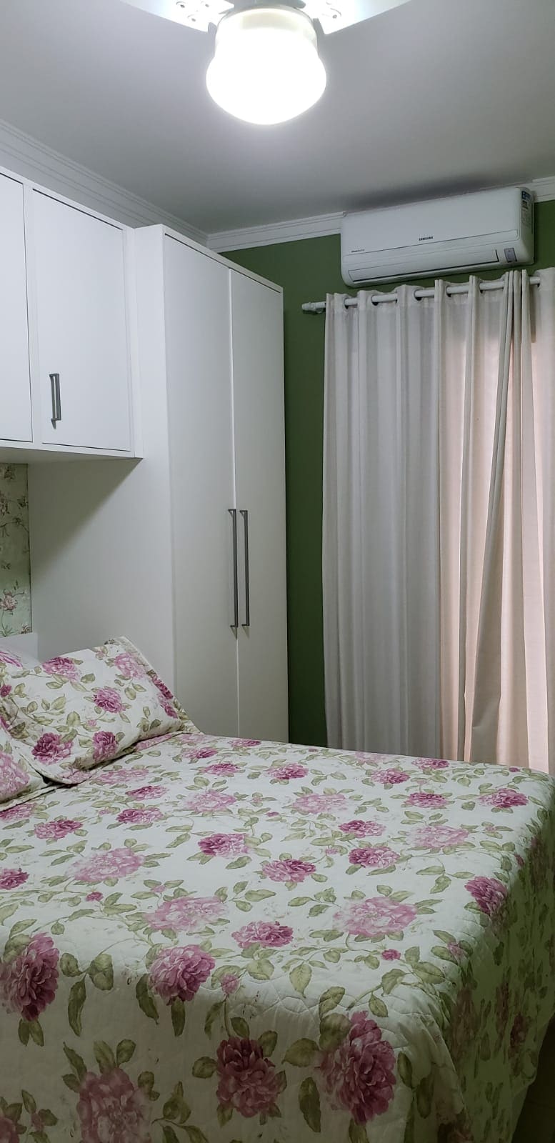 Dhoma e gjumit 2 - Krevat marinari + 4 dyshekë shtesë