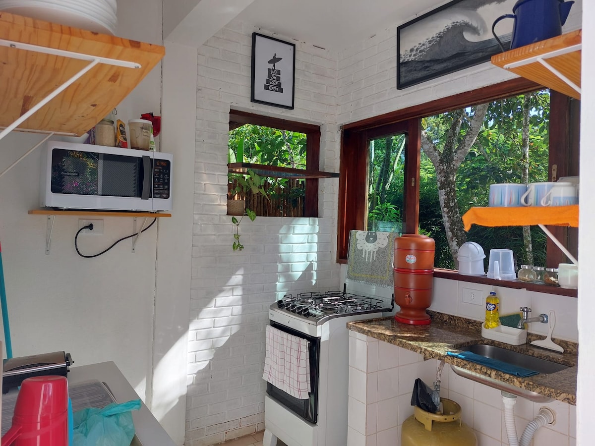 Airbnb em destaque: Suite(4) in the Condominium a/c Gelado! 300m from the Beach em Ubatuba