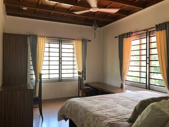 Bedroom another view