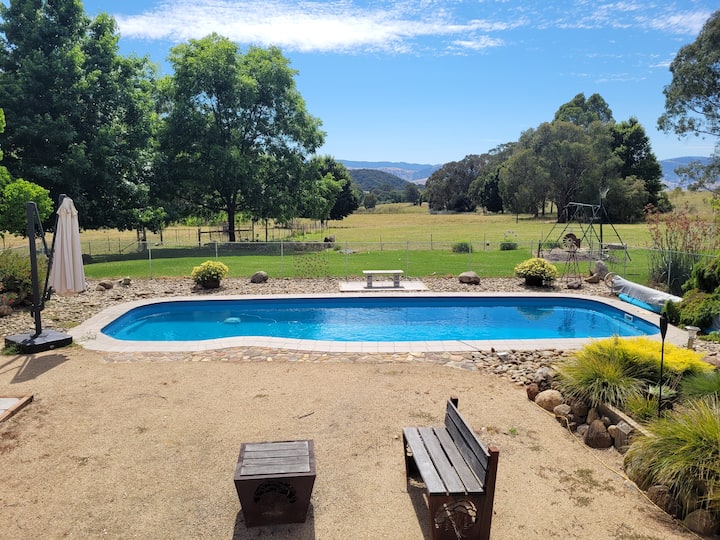 Tallangatta Valley Holiday Rentals & Homes Victoria, Australia Airbnb