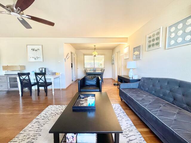 Pretty House in Cupertino Walk to Apple De Anza gallery image 4