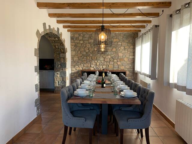 EXCLUSIVA MASIA CATALANA AMB PISCINA gallery image 2