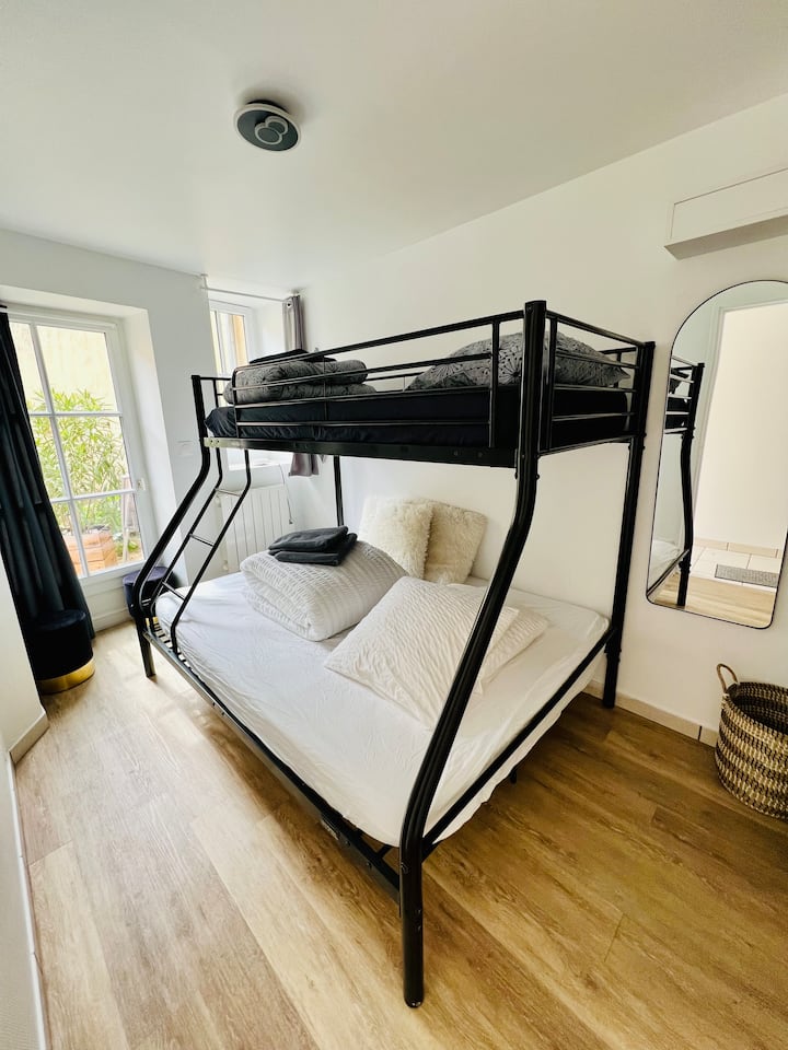 Spavaća soba II s krevetom na kat. 