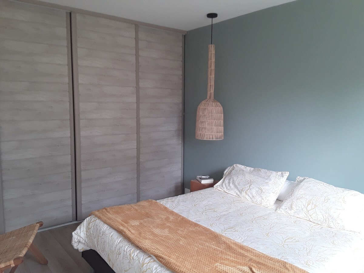 Მშობლის ოთახი, 160 საწოლი 