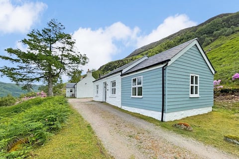 Cosy, romantic, luxury Highland cottage