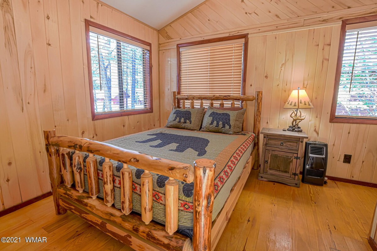 ห้องนอนชั้นล่าง #2