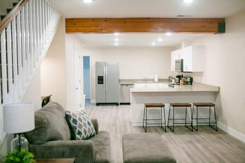 SuiteViews518•New•Modern•PET FRIENDLY•Sleeps 6