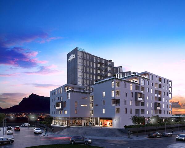 Bay View Executive Apartment with Private Office