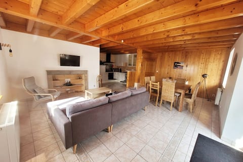 Top Airbnb: Apartment at the foot of the slopes à Prémanon