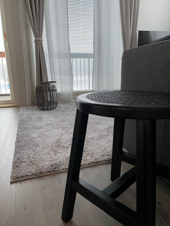 New, air-conditioned, centrally located apartment