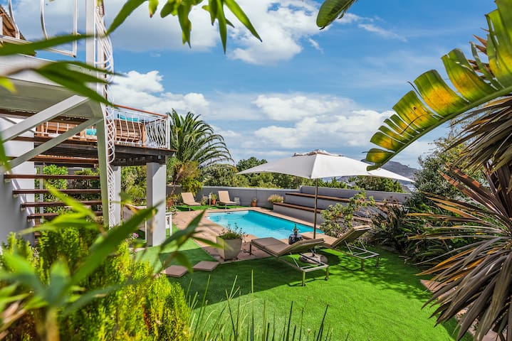 SunsetViews Villa | Sea & Mountain View Retreat