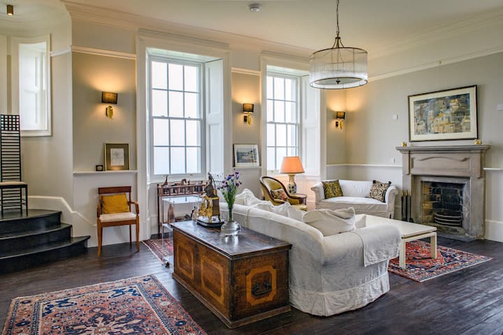 Luxury Scottish Baronial House With Coastal Views - Thurso