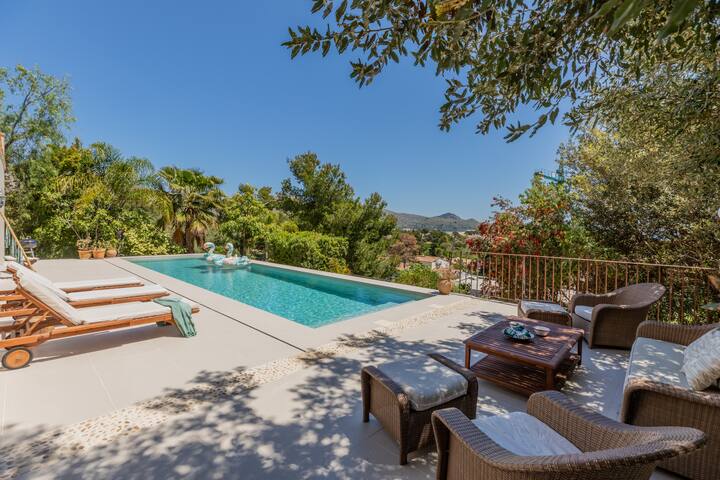 Spacious Eco Villa, with amazing views gallery image 2