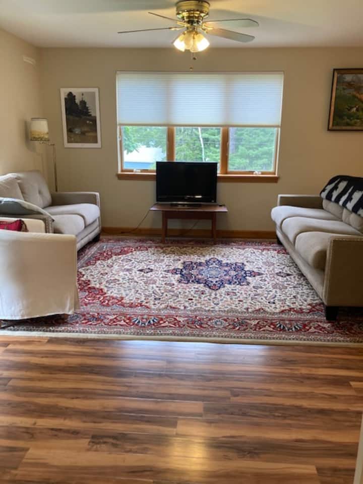 Three Bedroom Home On Beautiful Maine Peninsula. - Brunswick, ME