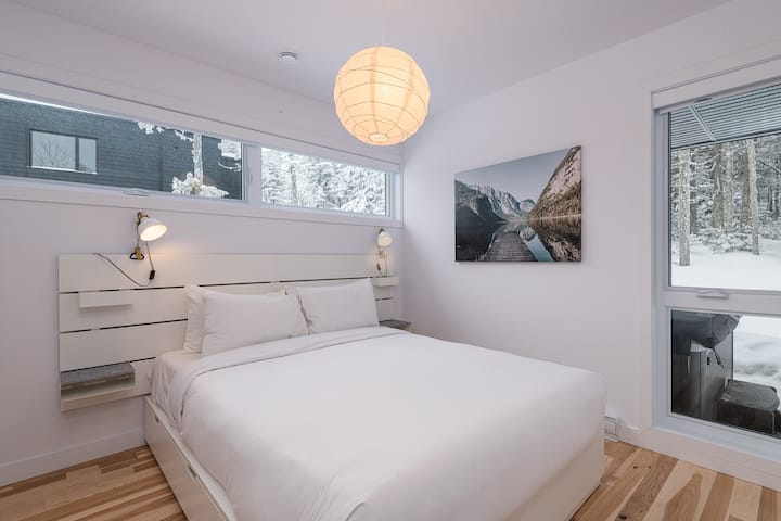 Spálňa /manželská posteľ