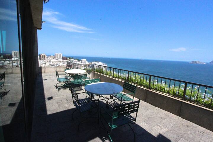 DA125 Tiffanys Residence Service gallery image 4