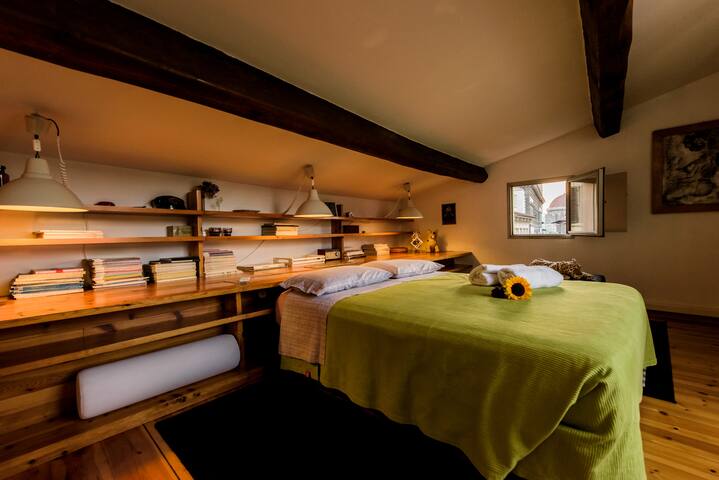 Penthouse Duomo View 3 Bedrooms & 3 Terraces gallery image 4