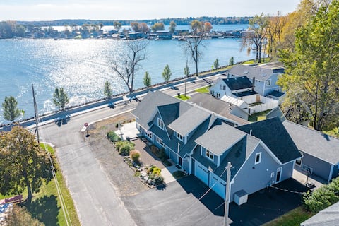 Bay Haven Sodus Point, sleeps 16 adults & children