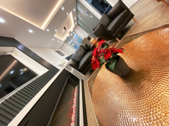 HOMELYSTAY UK – 5 Bedroom Townhouse in Paddington