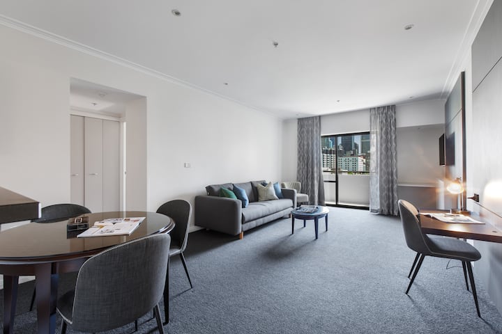 King Size 1br With Pool In The Heart Of Melbourne - Carlton