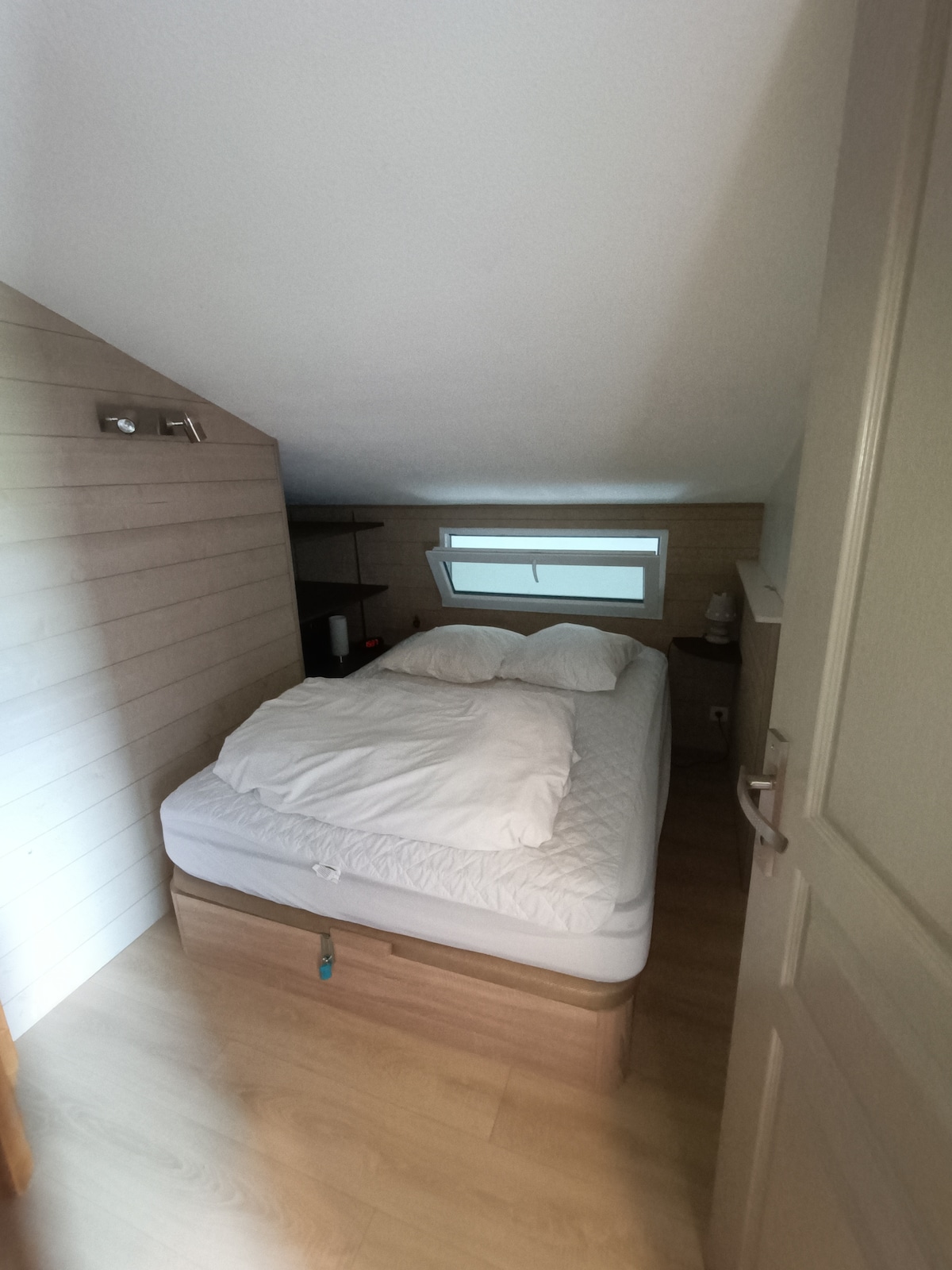 Спална соба на 1 кат