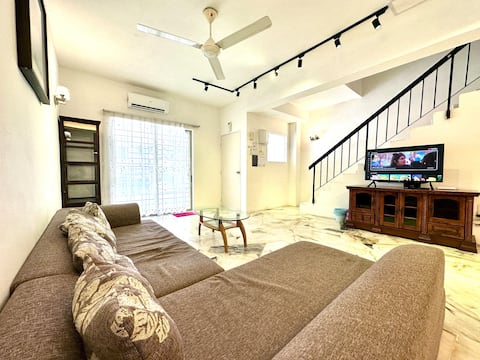 The Modern Guesthouse @ Country Homes
