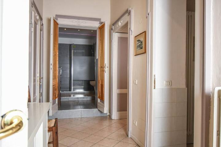 Stop&Sleep: flat in the city centre gallery image 2