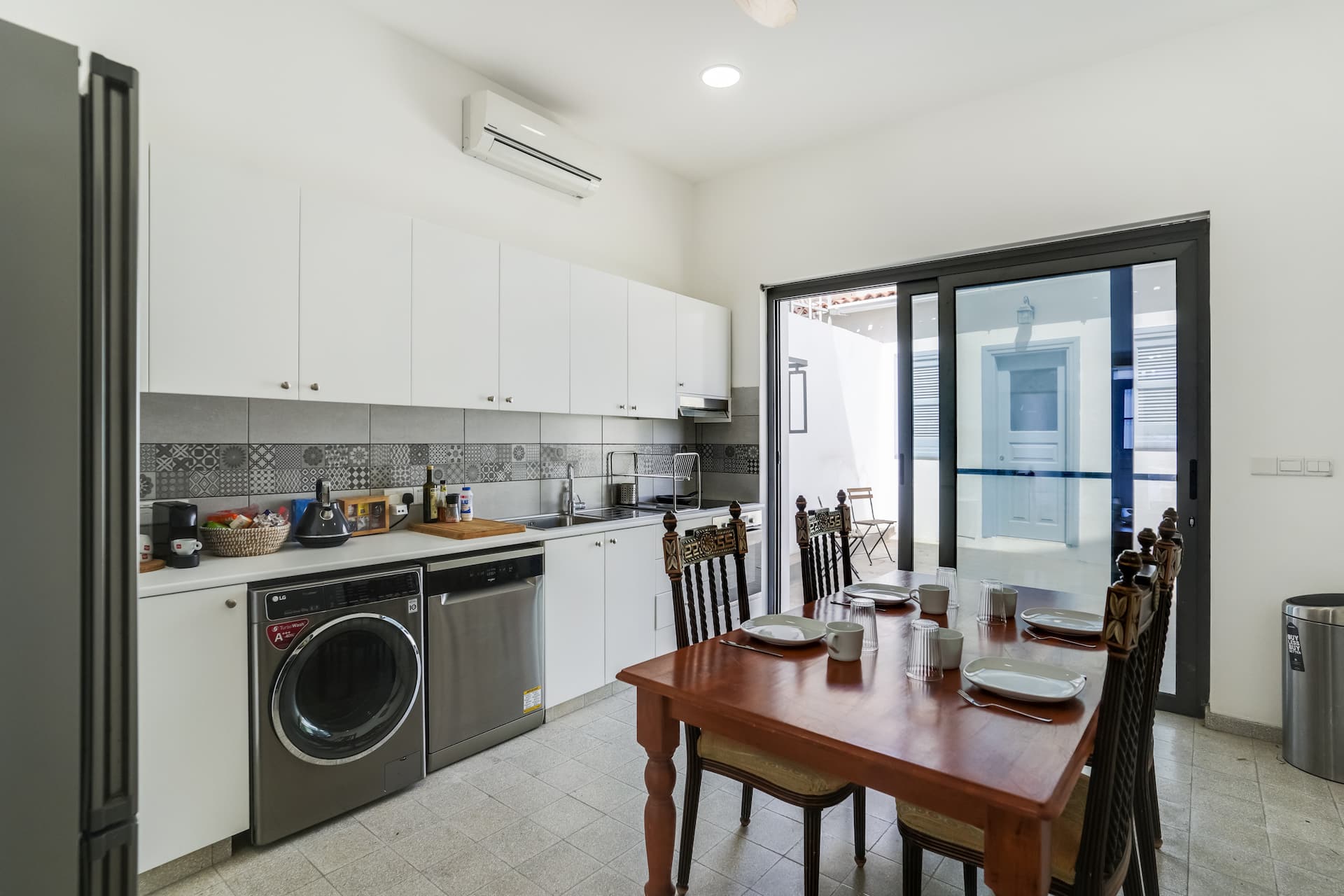 To Hani - Kamara Maisonette — photo 5