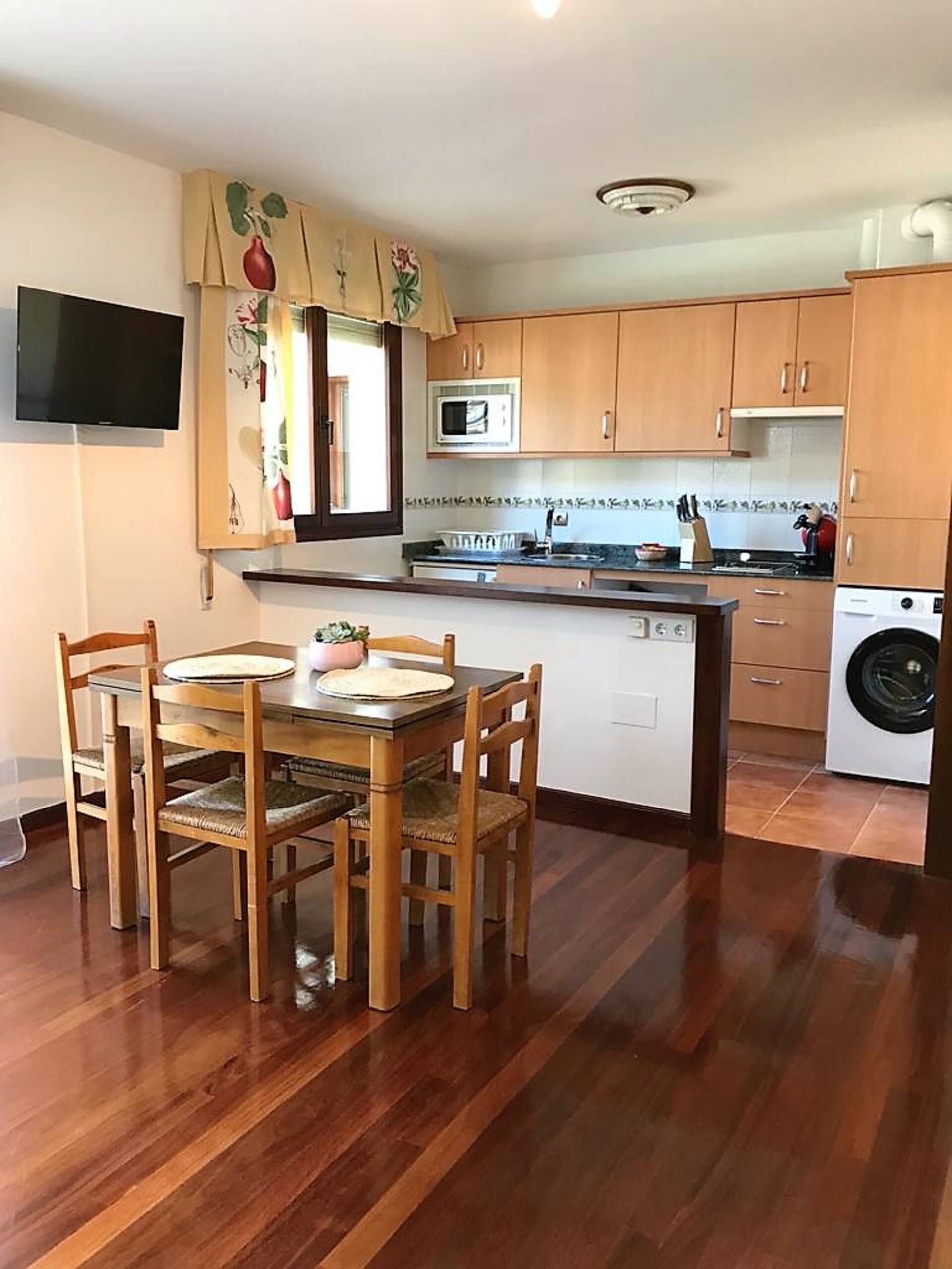 El Capricho de Potes, 2 bedrooms, sofa bed, kitchen