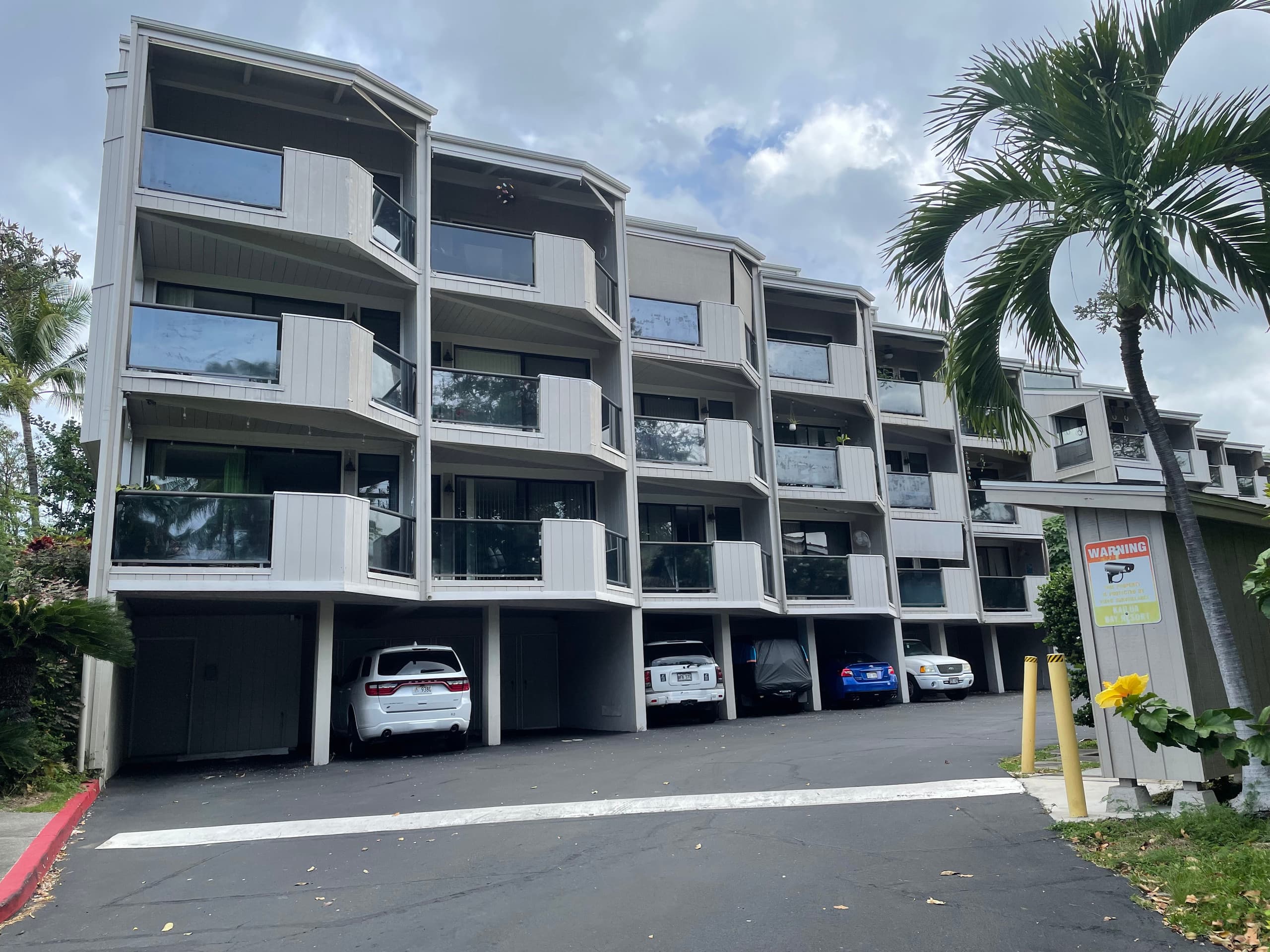 Condo in Kailua-Kona · ★4.89 · 2 bedrooms · 2 beds · 2 baths - Image 15