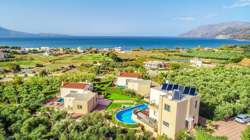 Amazing Sea View -Pool-Complex up to 21 guests. gallery image 2