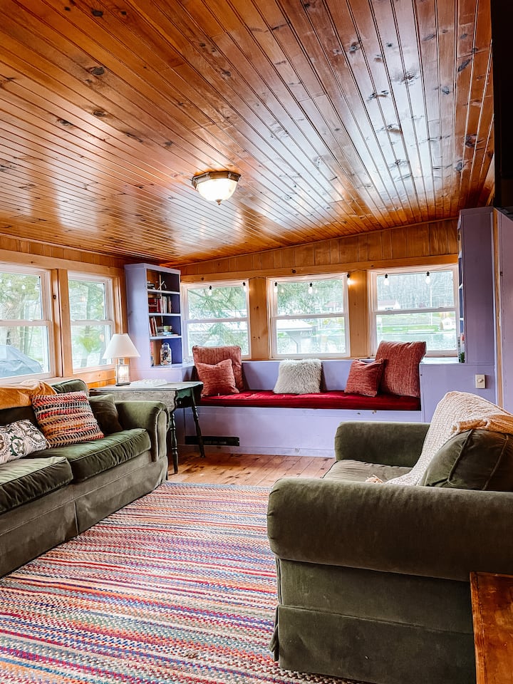 ✨Priest Cottage🏡 Lakeside 🌲 Canoe 🛶 Fishing 🎣Grill - Cazenovia, NY